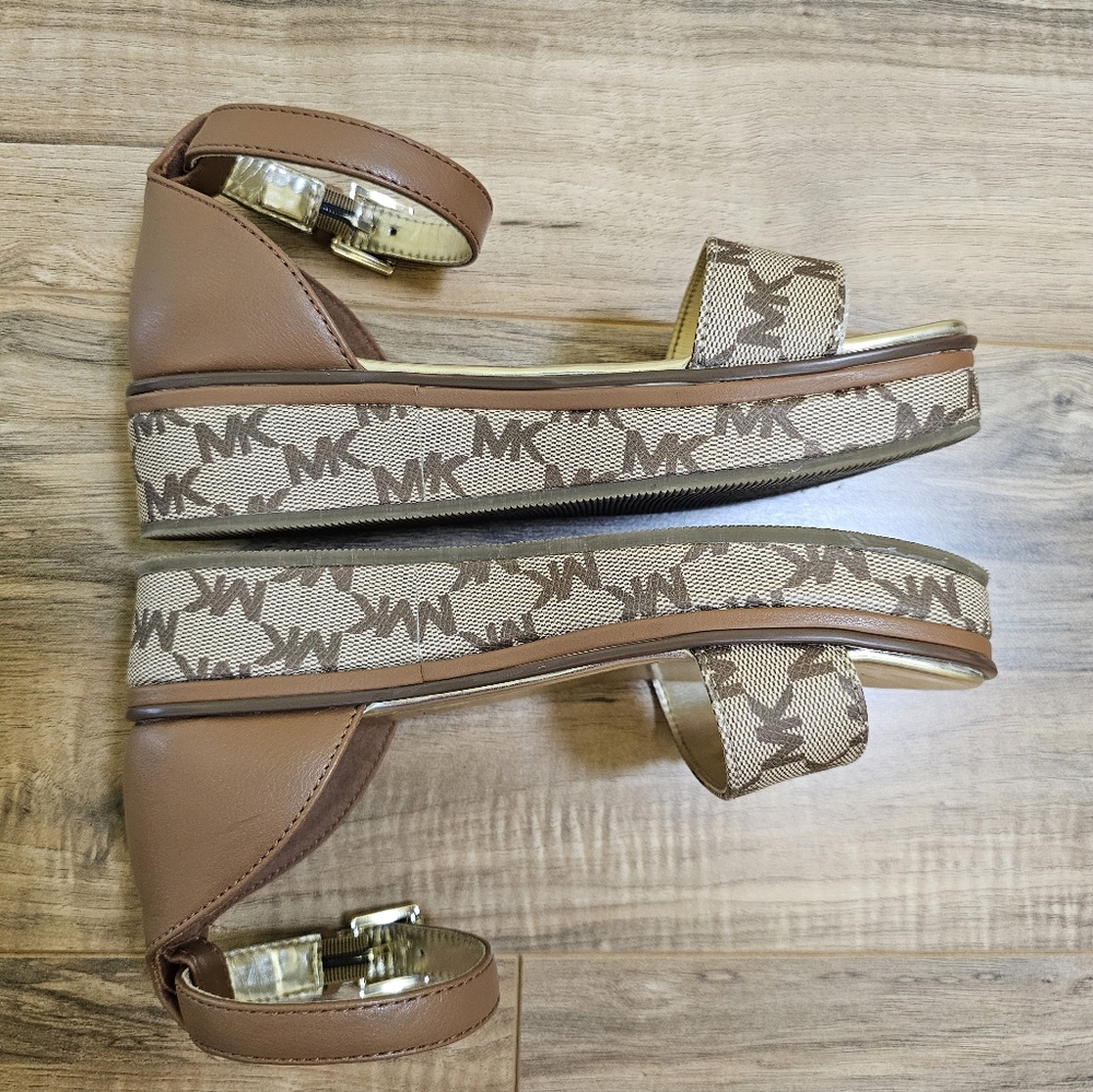 Michael Michael Kors Sandals + Link Flats Bundle - Picture 9 of 16